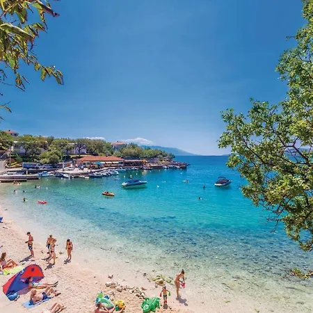 Beautiful In With Outdoor Swimming Pool, Sauna And 2 Bedrooms Apartman *