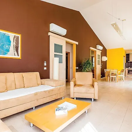Beautiful In With Outdoor Swimming Pool, Sauna And 2 Bedrooms Apartman