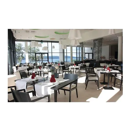 Apartman Beautiful In With Outdoor Swimming Pool, Sauna And 2 Bedrooms